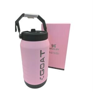 The Messi x Stanley IceFlow™ Flip Straw Jug | 64 OZ - Messi GOAT Pink
